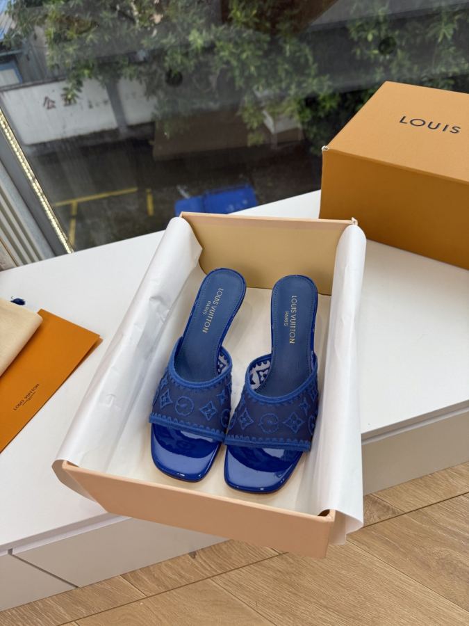 LV women's shoes G199 LV | Louis Vuitton X TM 6 AM New — Premium Replica — photo 4