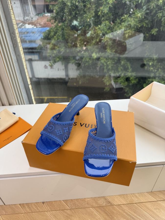 LV women's shoes G199 LV | Louis Vuitton X TM 6 AM New — Premium Replica — photo 7