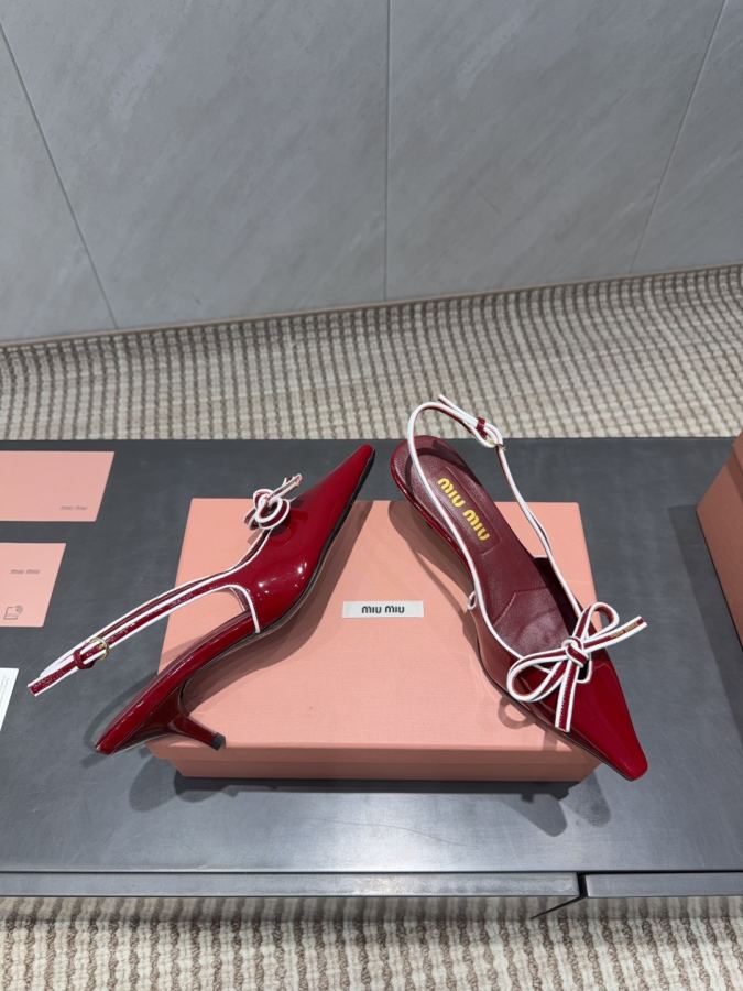 Miumiu women's shoes Factory: "Exclusive top version" — Premium Replica — photo 4