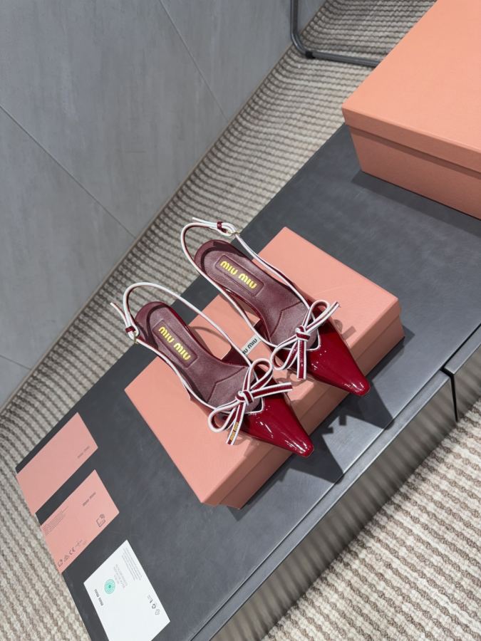 Miumiu women's shoes Factory: "Exclusive top version" — Premium Replica — photo 2