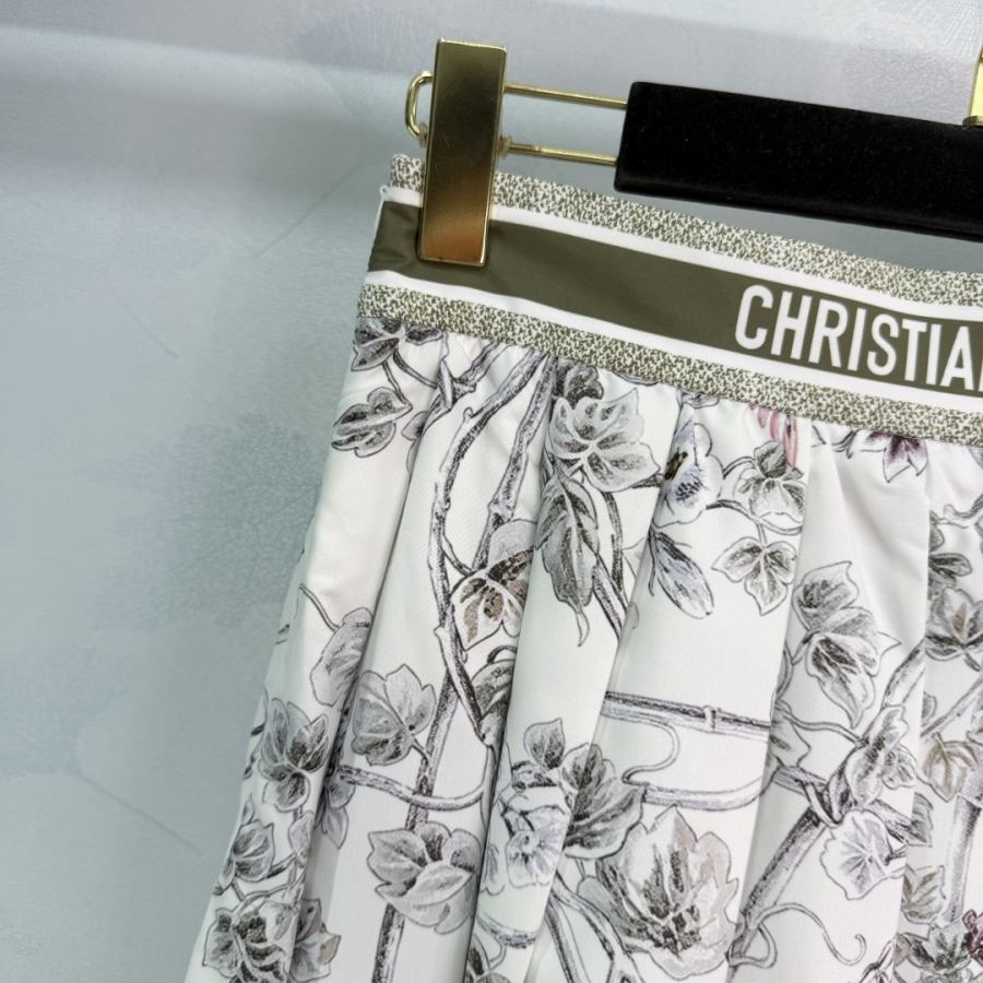 Dior Mujer Dio* 26 “CHRISTIAN DIO*” 3 SML — photo 4