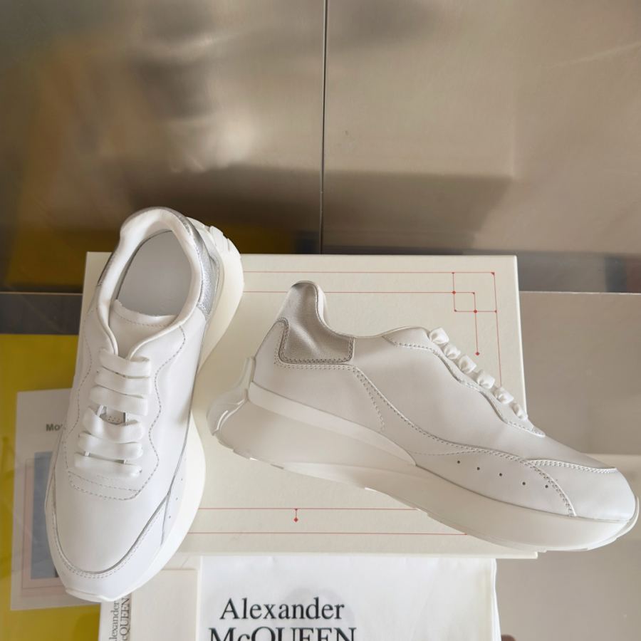 Alexander Mc Queen Women's Shoes Top version: Women’s 330/Men’s — Premium Replica — photo 3