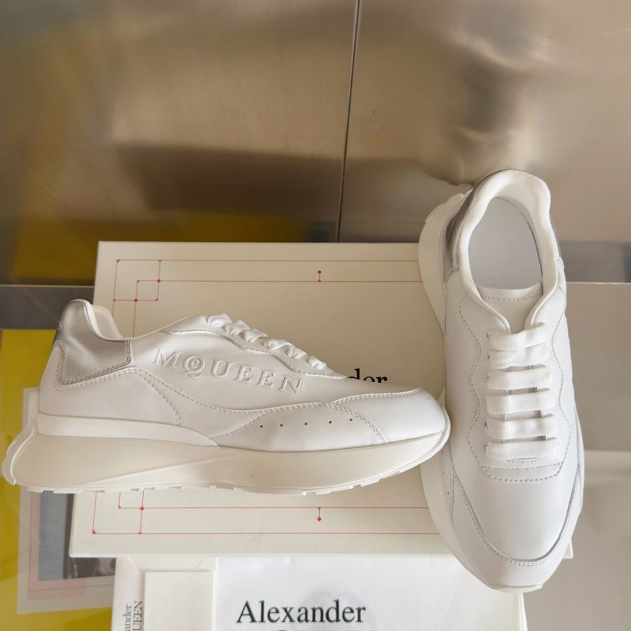 Alexander Mc Queen Women's Shoes Top version: Women’s 330/Men’s — Premium Replica — photo 2