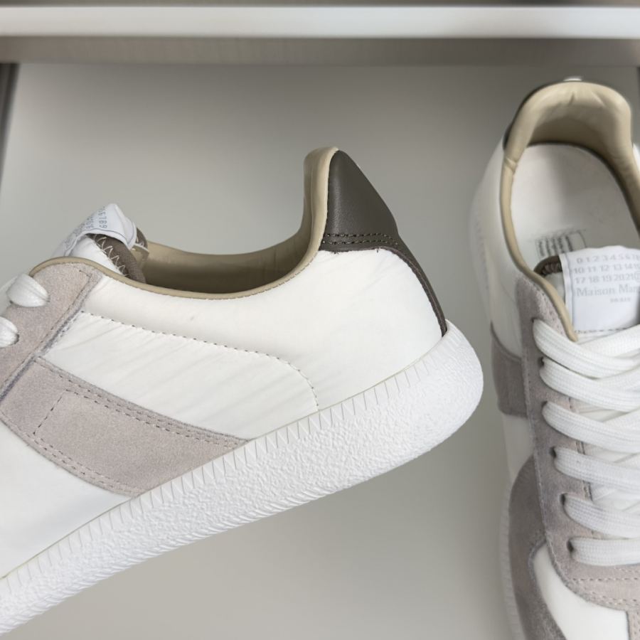 Damenschuhe von Maison Margiela. Top-Version: Paar-Version — photo 6