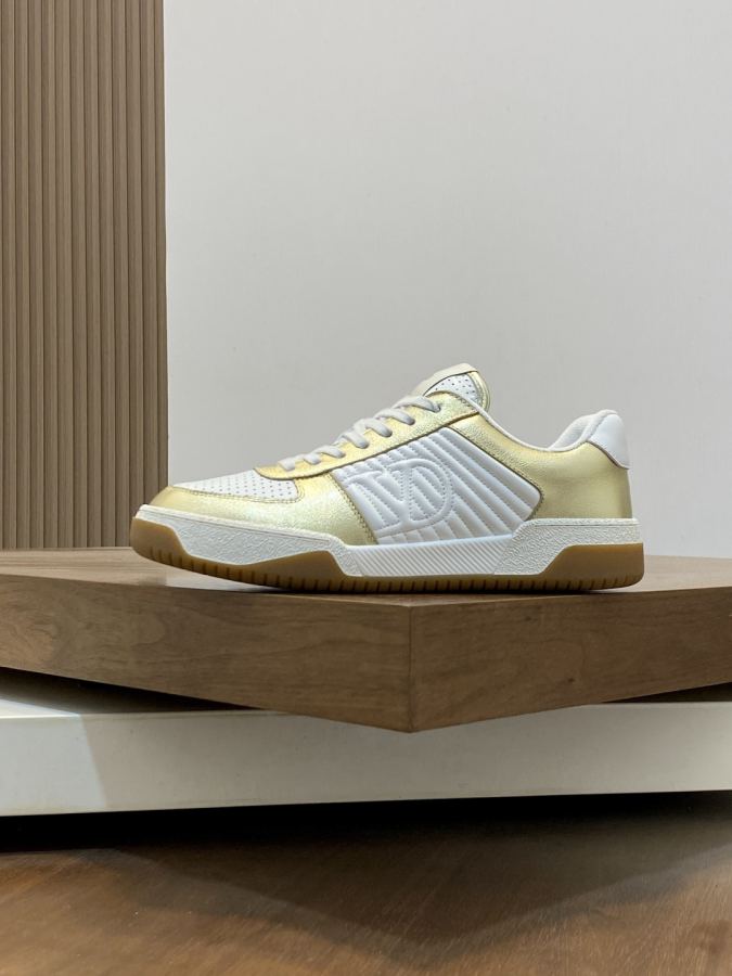 VALENTINO shoe VLTN 𝑶𝒏𝒆𝑺𝒕𝒖𝒅 2024 New. ZP. / 𝐓𝐏𝐔 39-44.45 — Premium Replica — photo 2