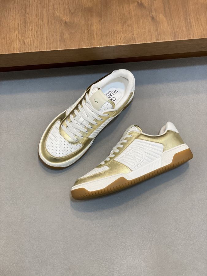 VALENTINO shoe VLTN 𝑶𝒏𝒆𝑺𝒕𝒖𝒅 2024 New. ZP. / 𝐓𝐏𝐔 39-44.45 — Premium Replica — photo 5