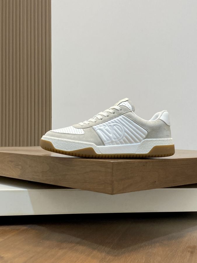 VALENTINO shoe VLTN 𝑶𝒏𝒆𝑺𝒕𝒖𝒅 2024 New. ZP. / 𝐓𝐏𝐔 39-44.45 — Premium Replica — photo 2