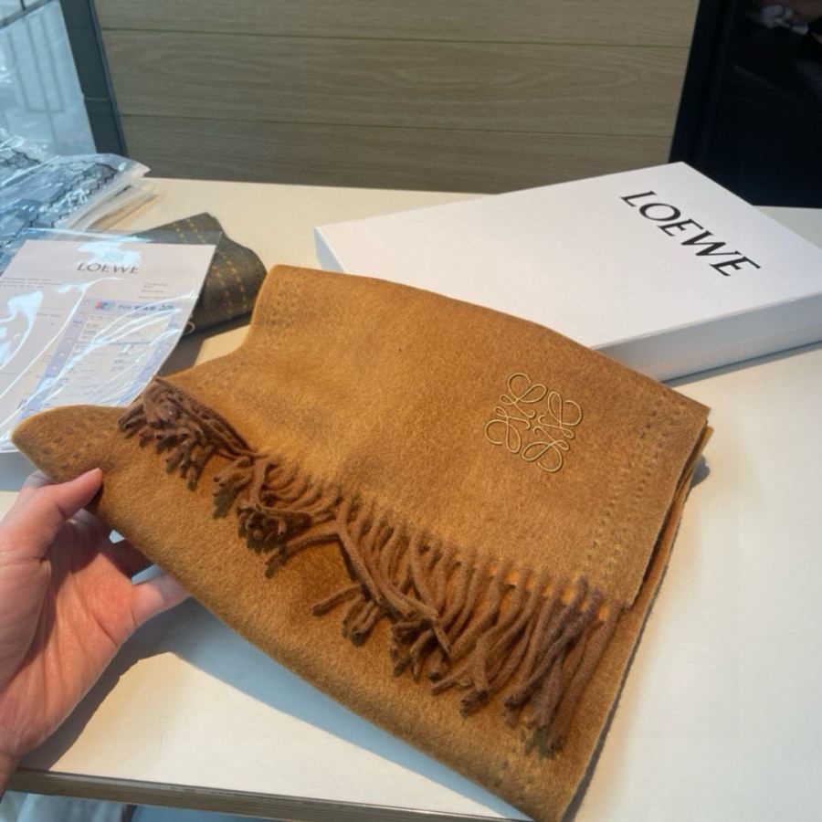 Loewe skjerf ▪Loewe logo 35 x 180cm 160 — photo 3