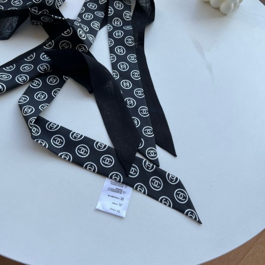 Chanel scarf This double-layered silk scarf and headband are stunning — AAA Quality Replica — photo 9