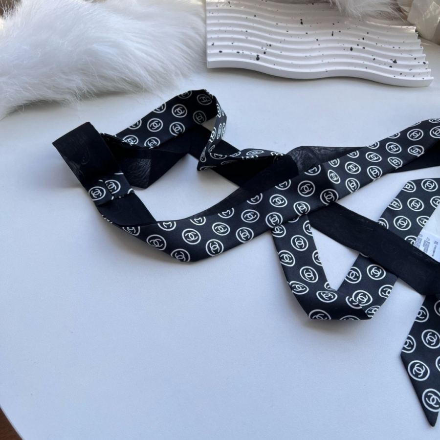 Chanel scarf This double-layered silk scarf and headband are stunning — AAA Quality Replica — photo 8