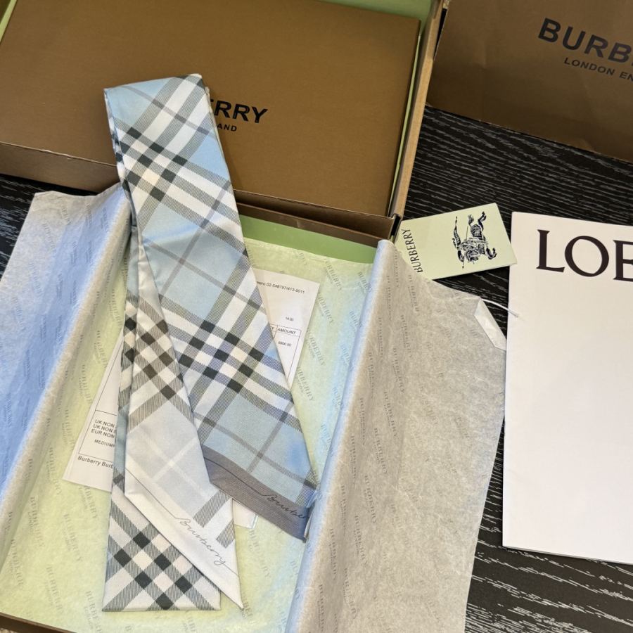 burberry scarf Burberry Vintage SVIP 180 8 — Premium Replica — photo 7