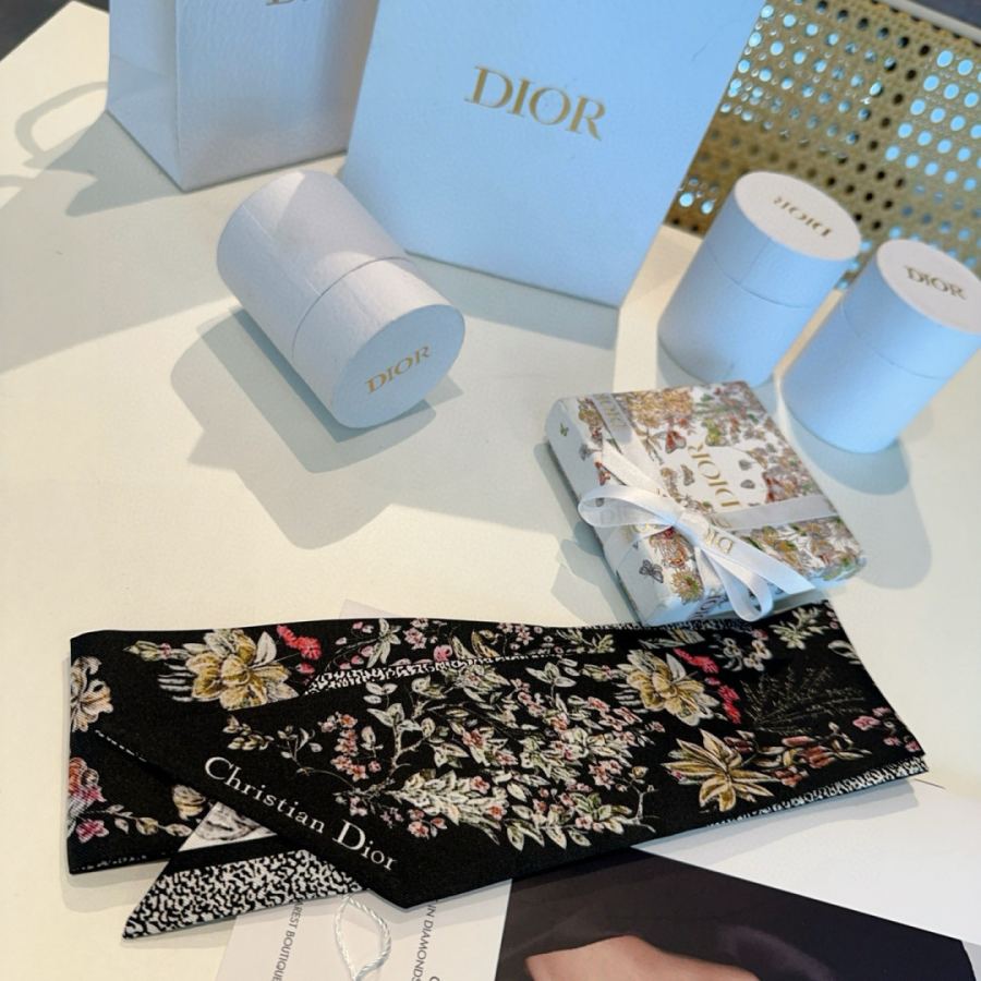 Dior scarf Mitzah Pietro Ruffo Millefiori Christian Dior Millefiori — Premium Replica — photo 4