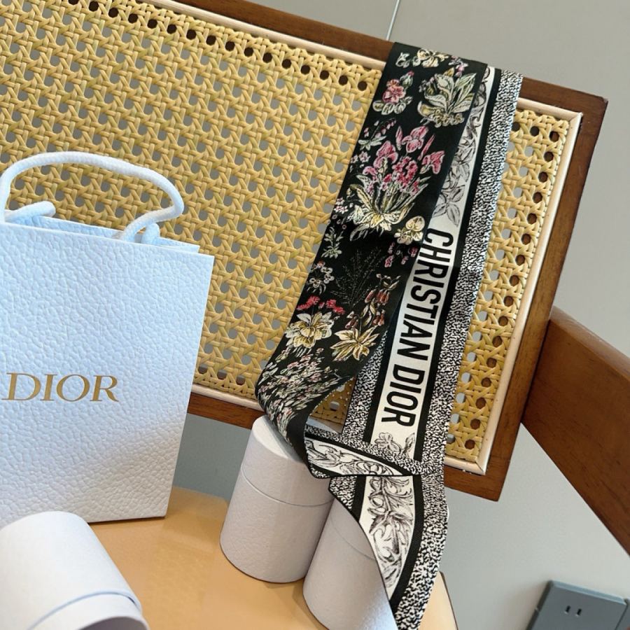 Dior scarf Mitzah Pietro Ruffo Millefiori Christian Dior Millefiori — Premium Replica — photo 9