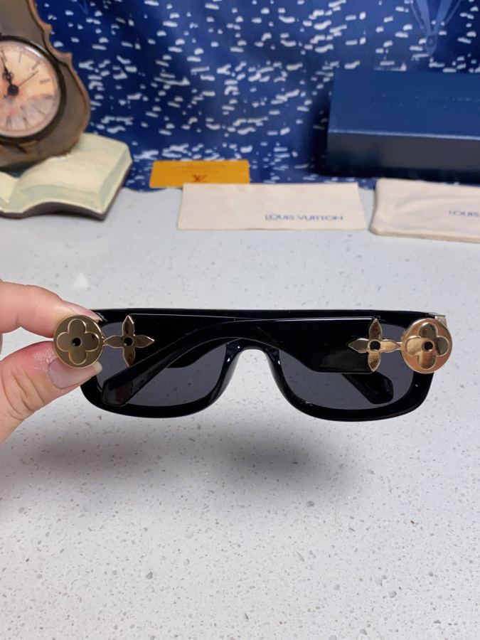 LV glasses Louis Vuitton 2026 LV Men's Women's Z2196 W — 1:1 Replica For Sale — photo 6