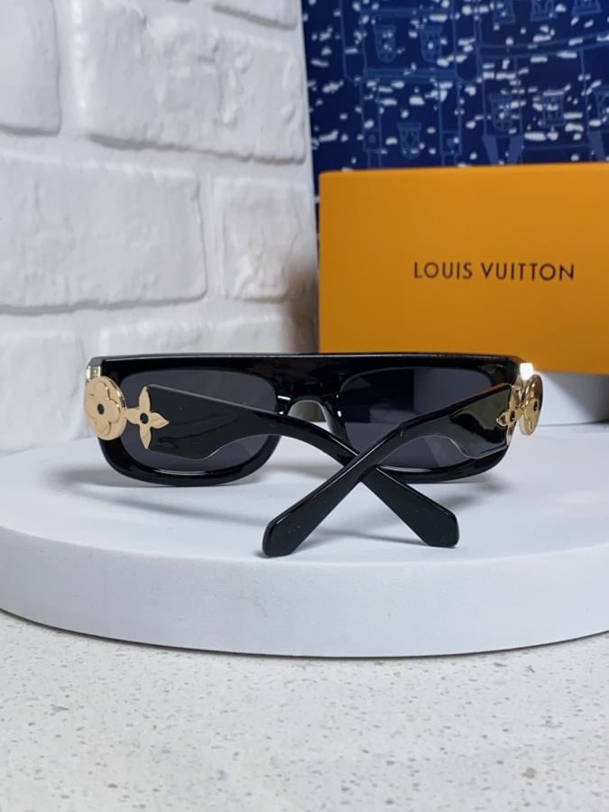 LV glasses Louis Vuitton 2026 LV Men's Women's Z2196 W — 1:1 Replica For Sale — photo 4