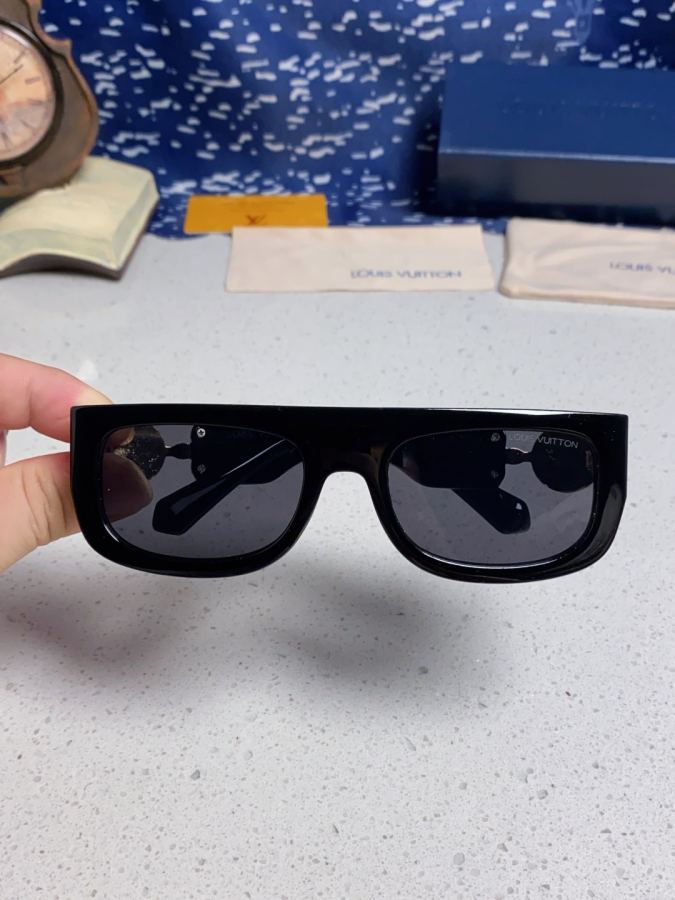 LV glasses Louis Vuitton 2026 LV Men's Women's Z2196 W — 1:1 Replica For Sale — photo 5