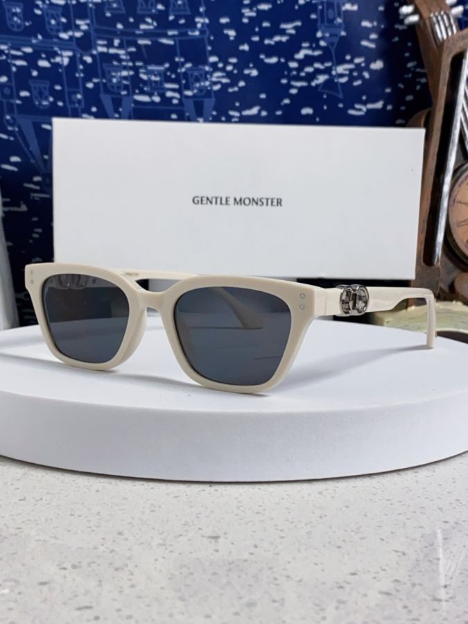GM glasses Gentle Moster(GM) 2026 New GM ins XOXO — 1:1 Replica For Sale
