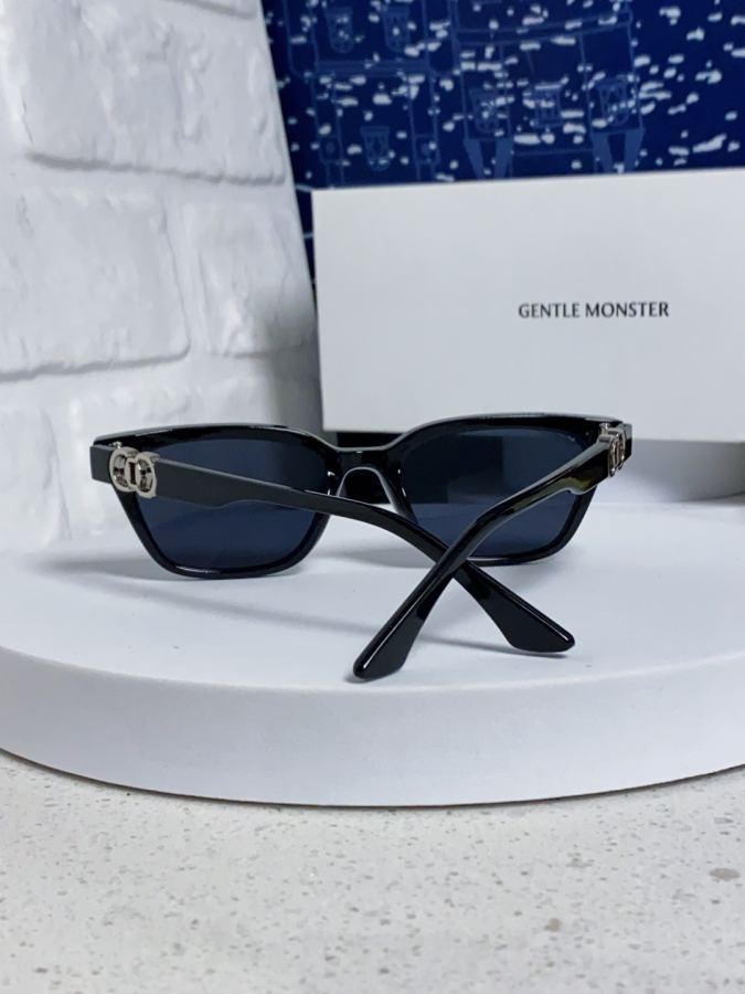 GM glasses Gentle Moster(GM) 2026 New GM ins XOXO — Premium Replica — photo 3