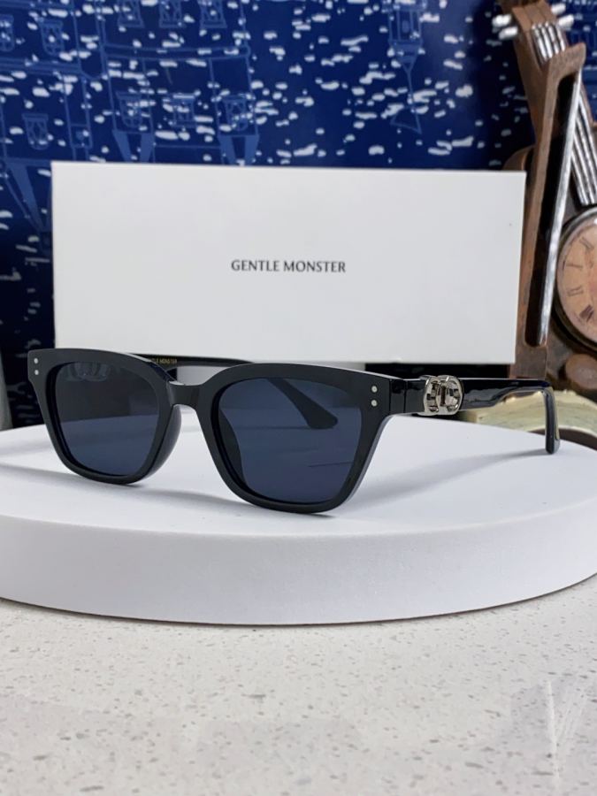 GM glasses Gentle Moster(GM) 2026 New GM ins XOXO — Premium Replica