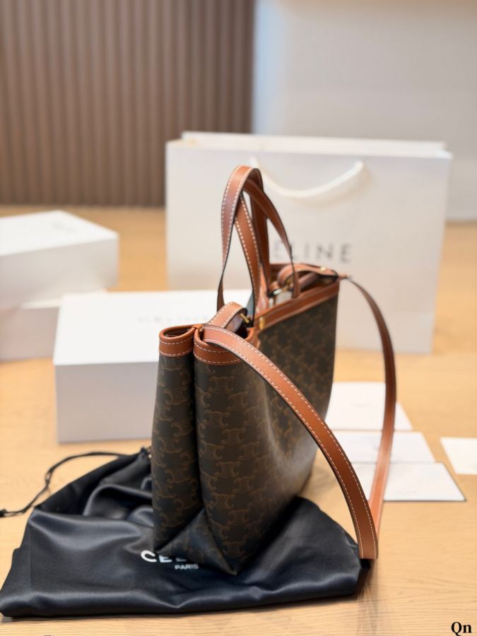 Celine bag CELINE SQUARE CABAS + 28×9×24cm OK CELINE — 1:1 Replica For Sale — photo 7