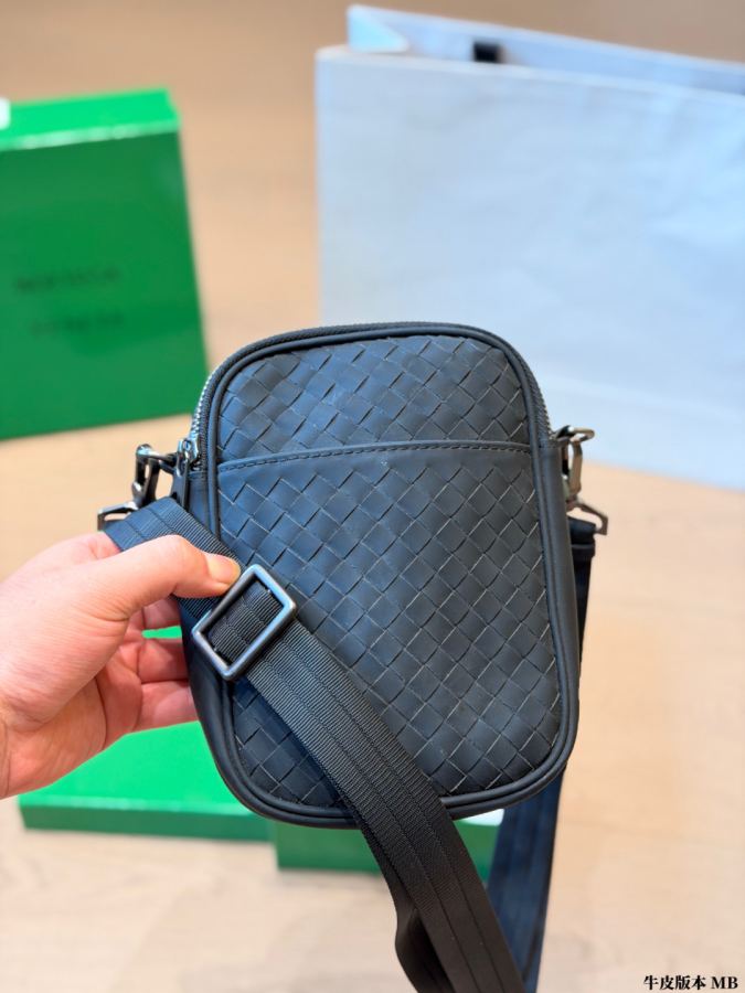 Bottega Veneta bag Bottega Veneta / ​​ / + Intrecciato￼ — Premium Replica — photo 4