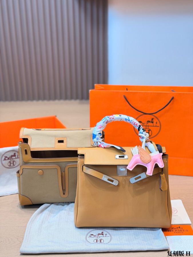 Hermes bag Hermès Cargo Birkin 28 ​​ Toile H￼ + Twilly￼ Rodeo Charm — 1:1 Replica — photo 5