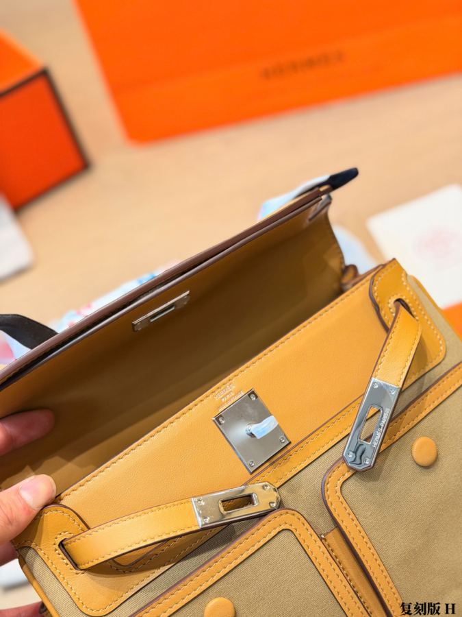 Hermes bag Hermès Cargo Birkin 28 ​​ Toile H￼ + Twilly￼ Rodeo Charm — 1:1 Replica — photo 8