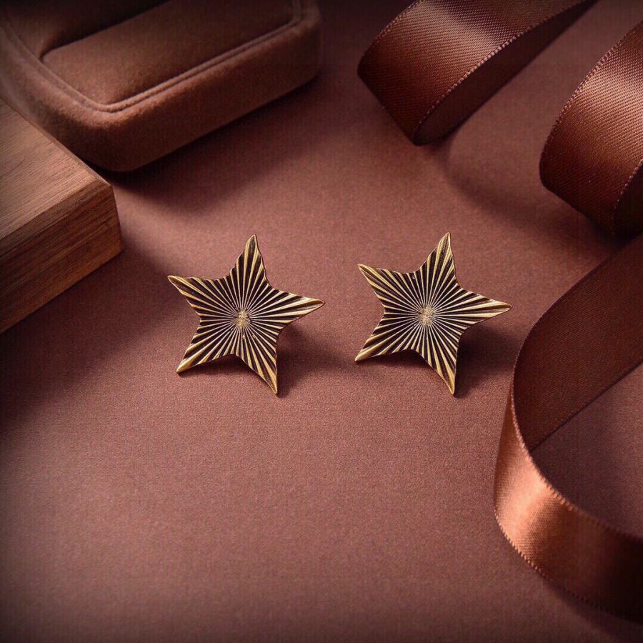 Saint Laurent Jewelry YSL Saint Laurent Yves Saint Laurent 1961 — Premium Replica