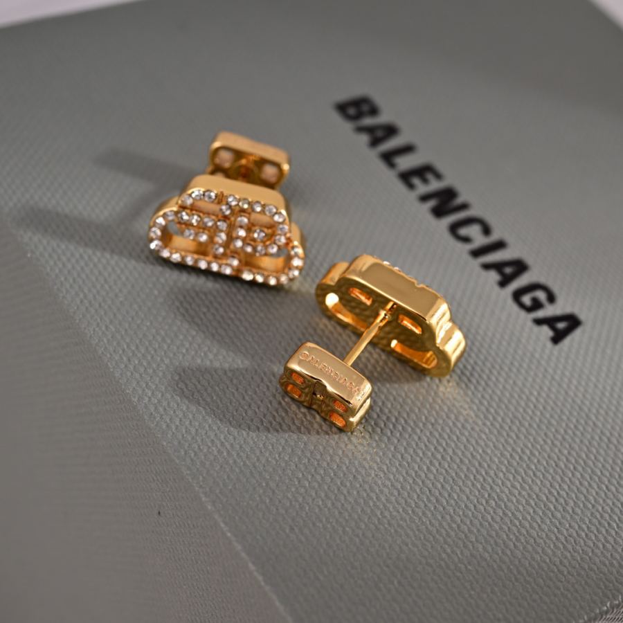 Balenciaga Jewelry Balenciaga New 18k — 1:1 Replica For Sale — photo 4