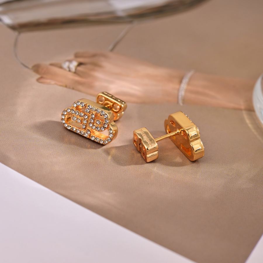 Balenciaga Jewelry Balenciaga New 18k — 1:1 Replica For Sale — photo 2