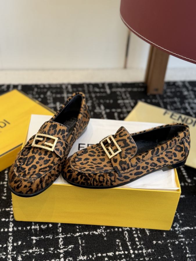 Fendi women's shoes Fend* 26 New FF — AAA Quality Replica — photo 3