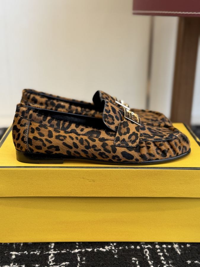 Fendi women's shoes Fend* 26 New FF — AAA Quality Replica — photo 2