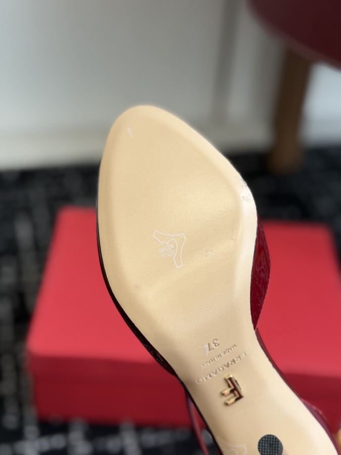 Ferragamo women's shoes Ferragamo | 26 WF New Arrival T — AAA Quality Replica — photo 9