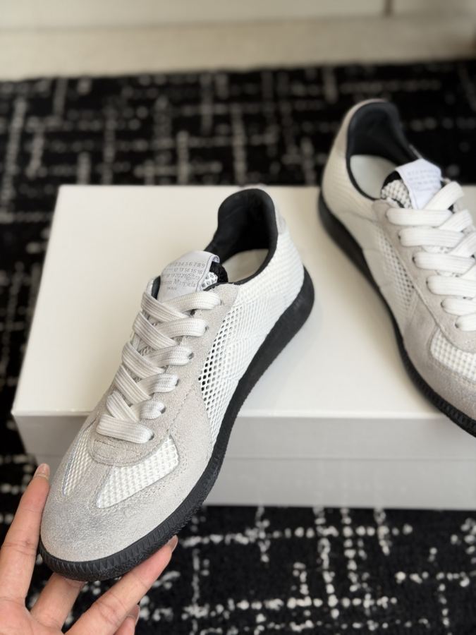 Maison margiela women's shoes Maison Margiela MM6 26 — 1:1 Replica — photo 3
