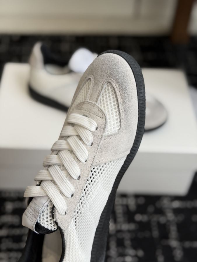 Maison margiela women's shoes Maison Margiela MM6 26 — 1:1 Replica — photo 2