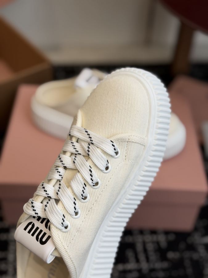 Miumiu women's shoes Miu Mi* 26ss New — Premium Replica — photo 5