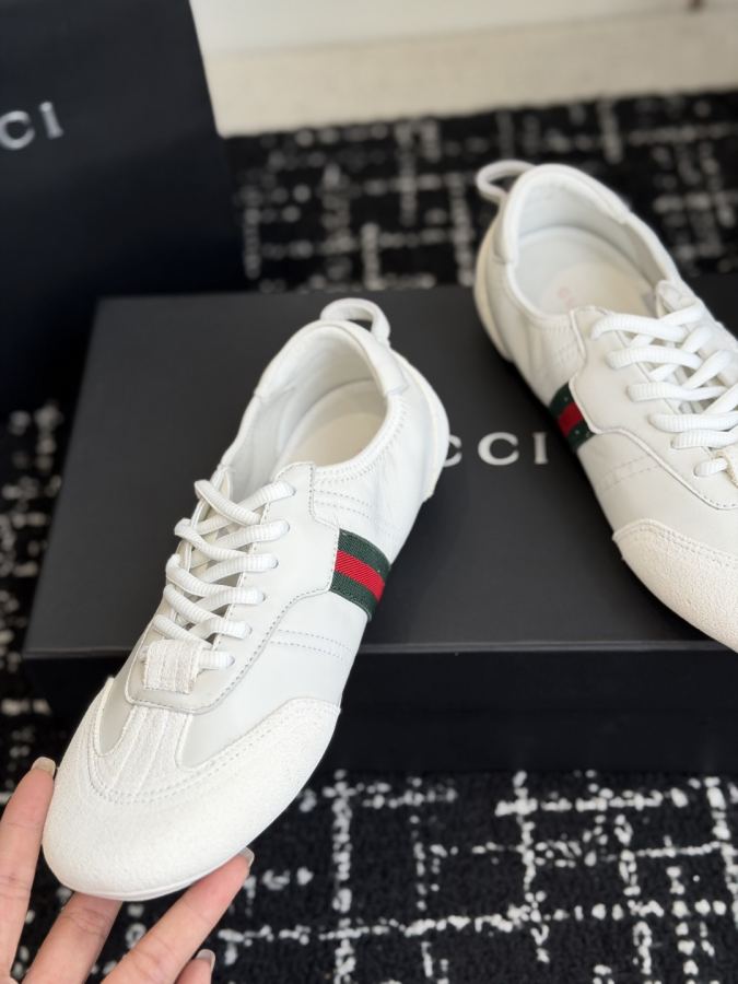 Gucci women's shoes Dongguan purchasing agent level Female 290 Male 300 — AAA Quality Replica — photo 4
