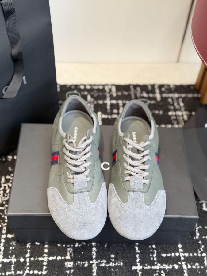 Gucci women's shoes Dongguan purchasing agent level Female 290 Male 300 — 1:1 Replica
