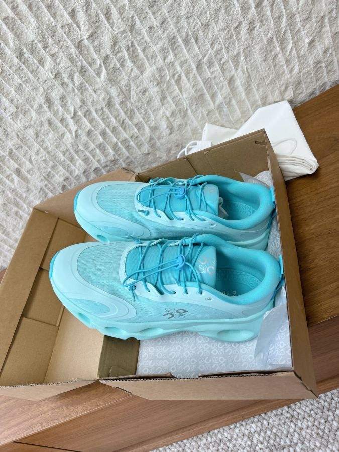 LOEWE women's shoes G039 Loewe x On Cloudtilt 3.o — AAA Quality Replica — photo 4