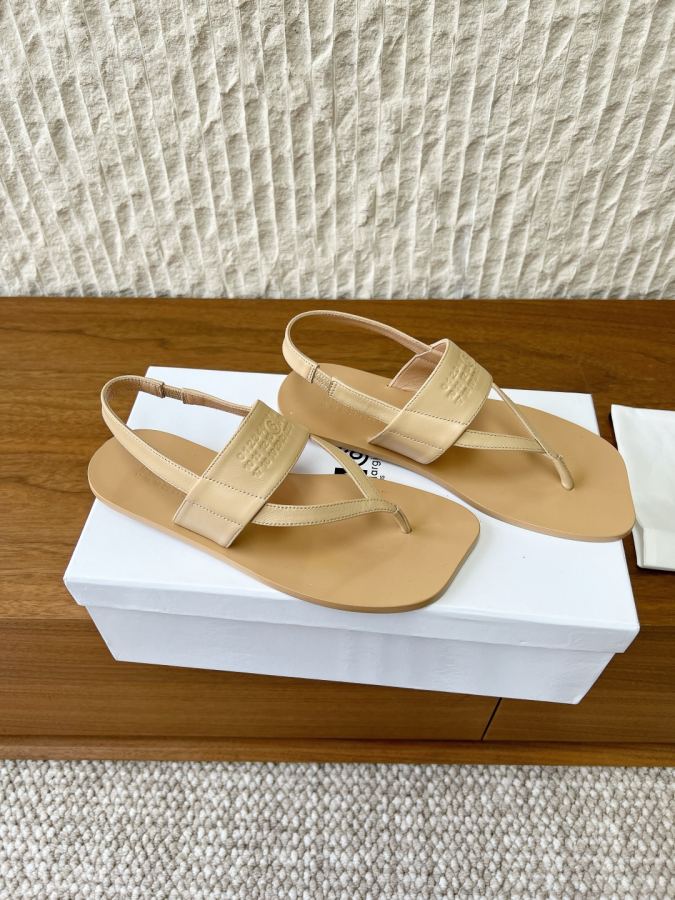 Maison margiela women's shoes G279 Maison Margiela 26ss New — 1:1 Replica For Sale — photo 2