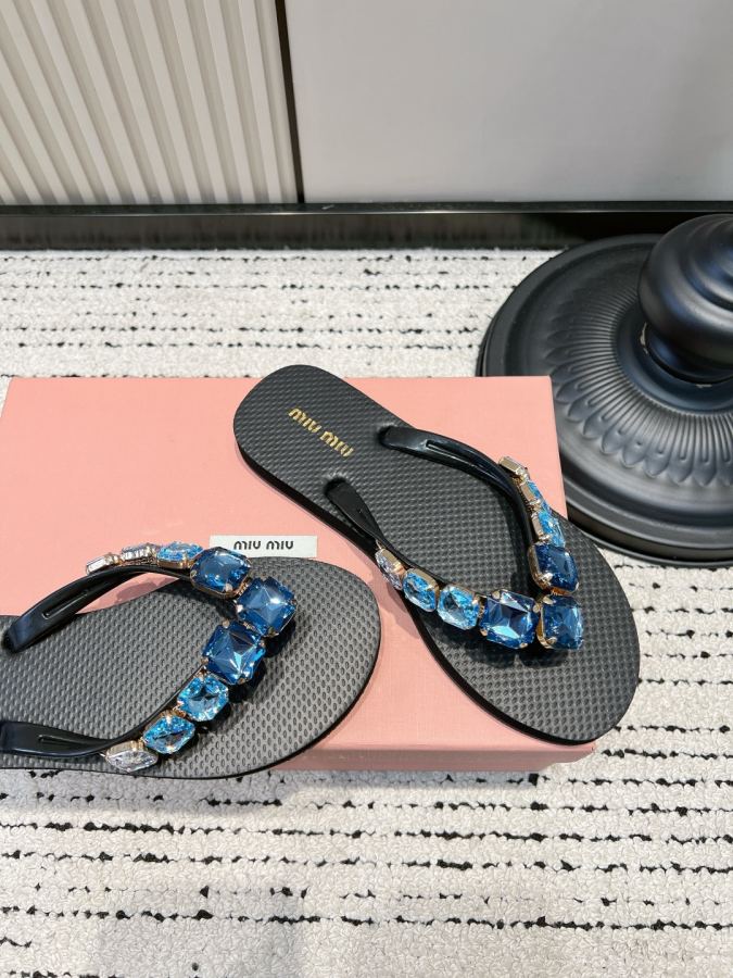 Miumiu women's shoes Miu rhinestone flip-flops, gem-encrusted diamond flat slippers, summer outer — AAA Quality Replica — photo 4