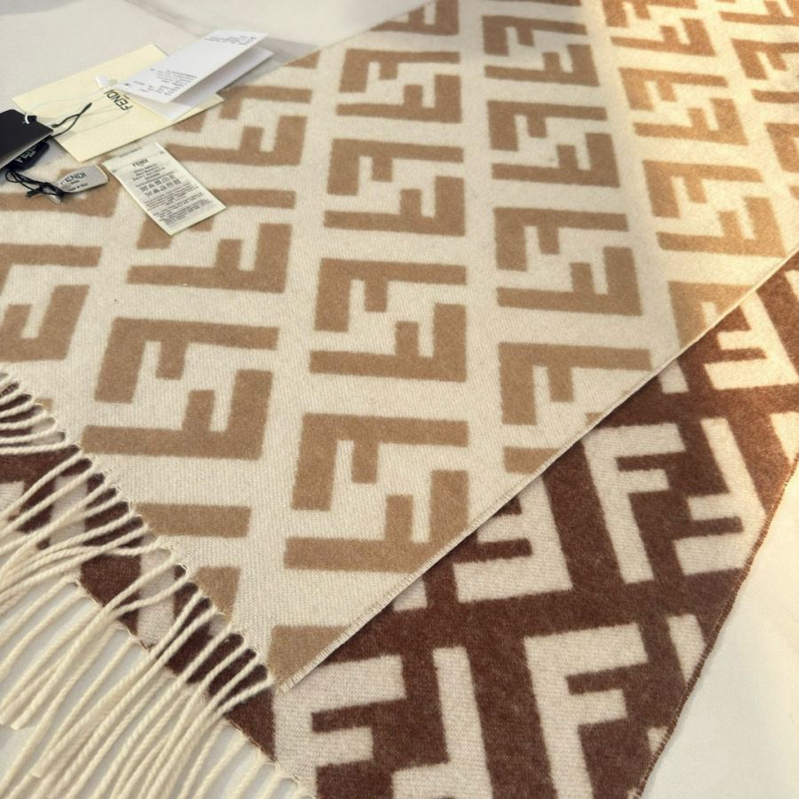 Fendi scarf Fendi New FF Stefano Pilati FF 35 x180cm 8cmx2 — AAA Quality Replica — photo 10