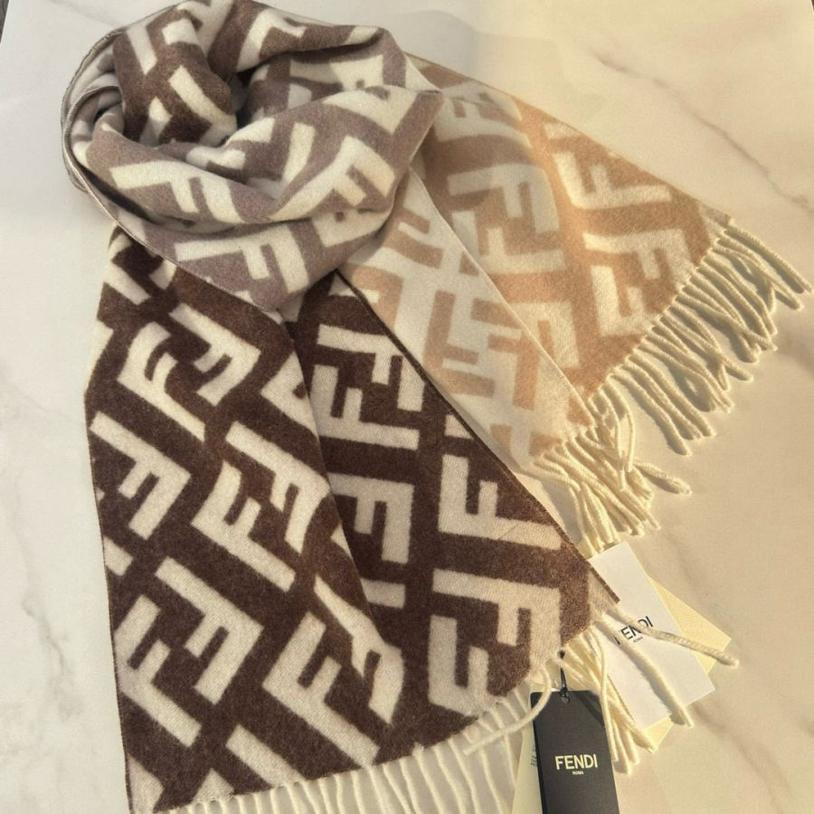Fendi scarf Fendi New FF Stefano Pilati FF 35 x180cm 8cmx2 — AAA Quality Replica — photo 5