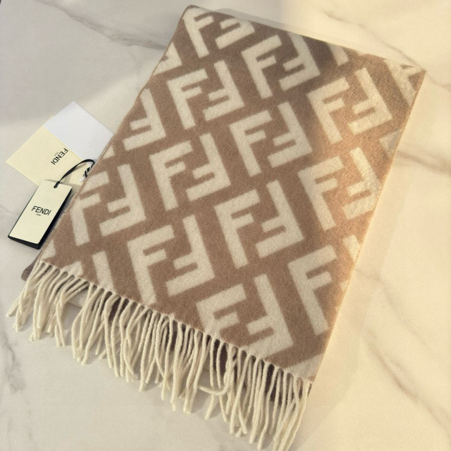 Fendi scarf Fendi New FF Stefano Pilati FF 35 x180cm 8cmx2 — AAA Quality Replica — photo 3