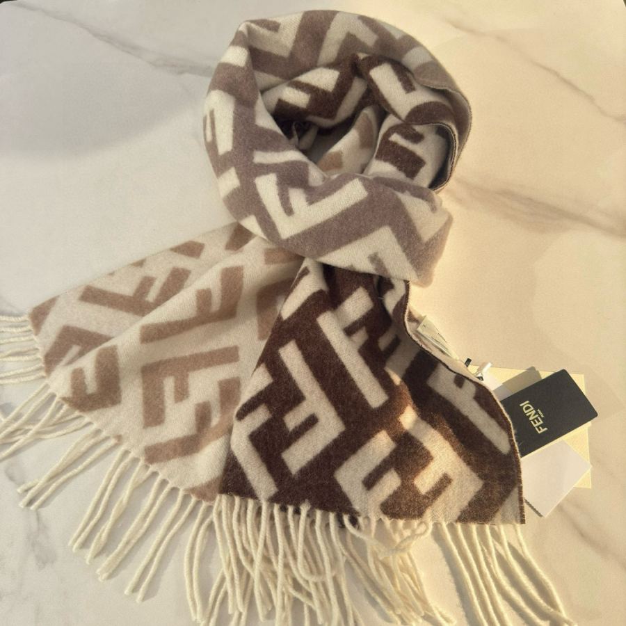 Fendi scarf Fendi New FF Stefano Pilati FF 35 x180cm 8cmx2 — AAA Quality Replica — photo 9