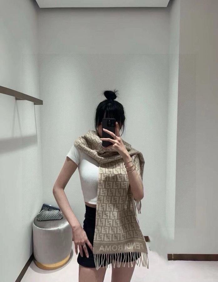 Fendi halsduk Fendi FF, Up, ＋ 〼,:80 % 20 %
