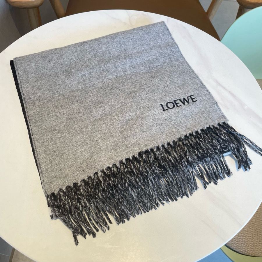 Loewe scarf LOVE double-sided scarf, medium weight double-sided wool and cashmere blend scarf. — 1:1 Replica — photo 2