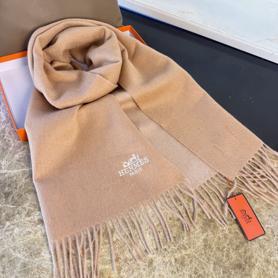 Foulard Hermès ▪Hermes H logo 32 x 180cm — photo 8
