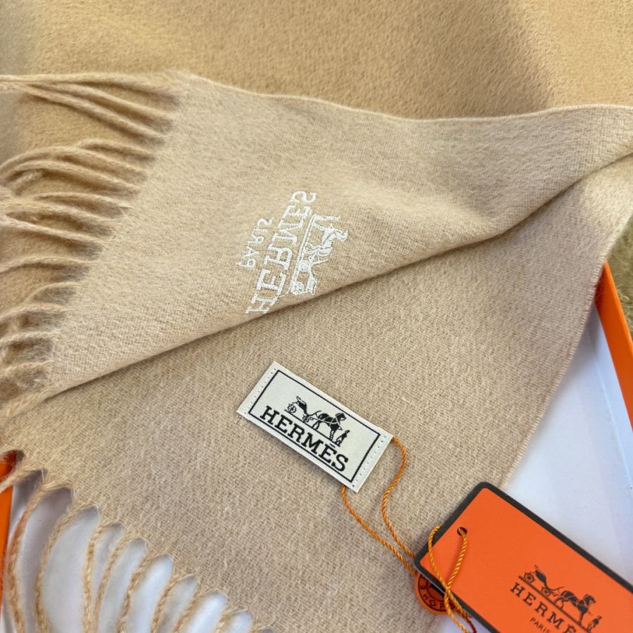Foulard Hermès ▪Hermes H logo 32 x 180cm — photo 11