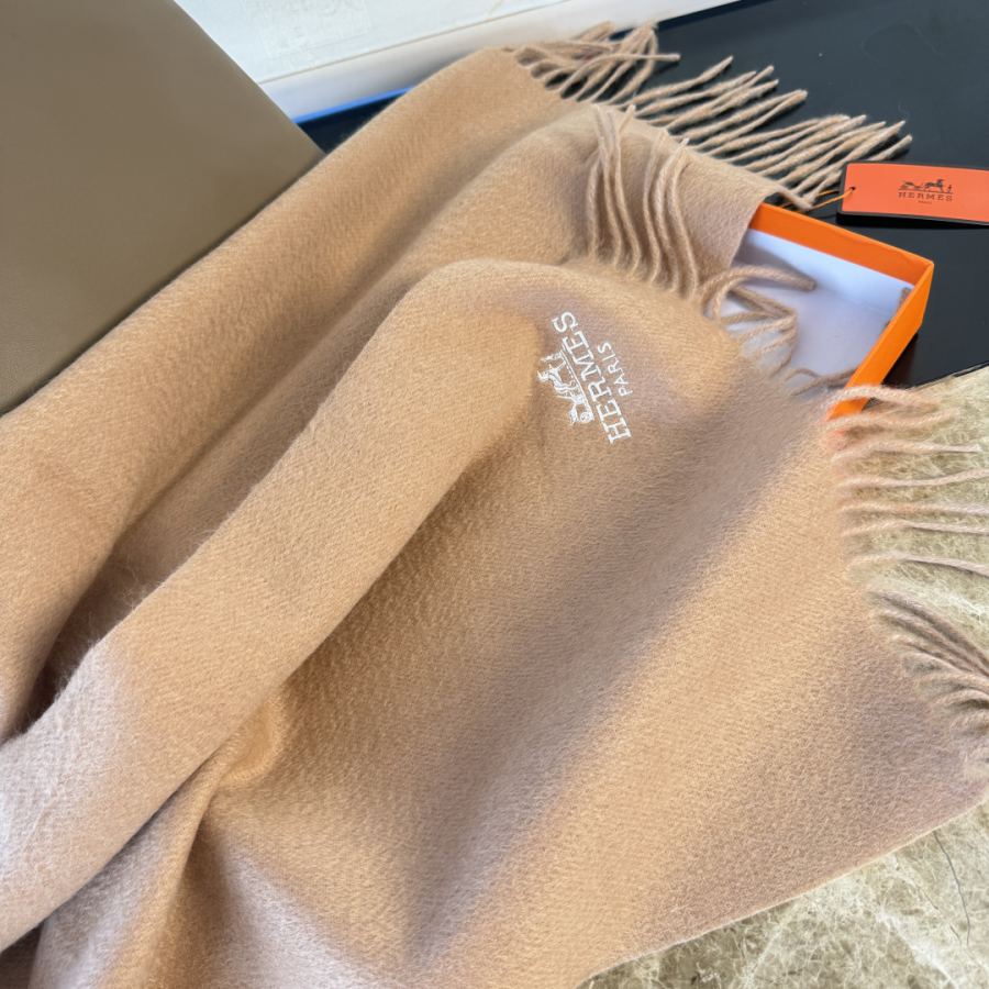 Foulard Hermès ▪Hermes H logo 32 x 180cm — photo 10